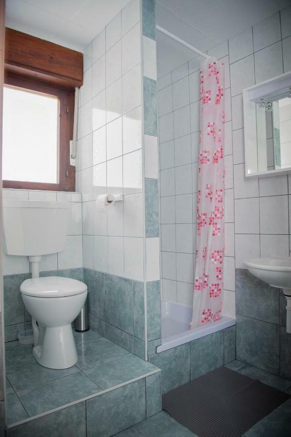 Apartmaji Berginc كوباريد المظهر الخارجي الصورة